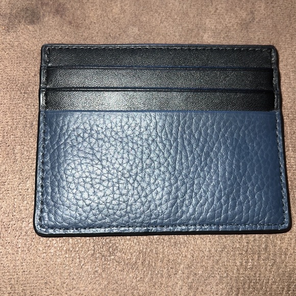 🚨SALE🚨 Wallet - Picture 2 of 4